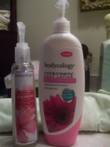 Review: Bodycology Rich & Creamy Body Lotion and Anti-Bacterial Scrubbing Hand Soap