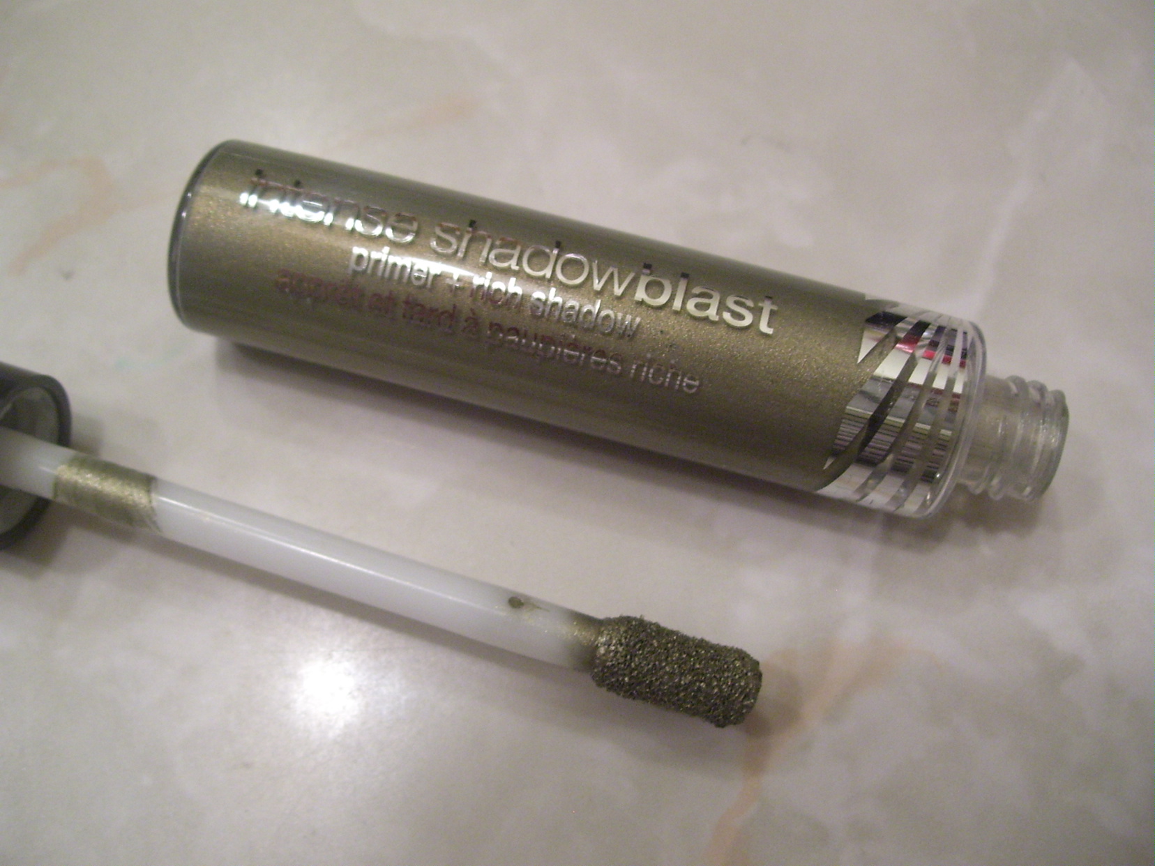 Swatch & Review: Covergirl Intense ShadowBlast – Extreme Green