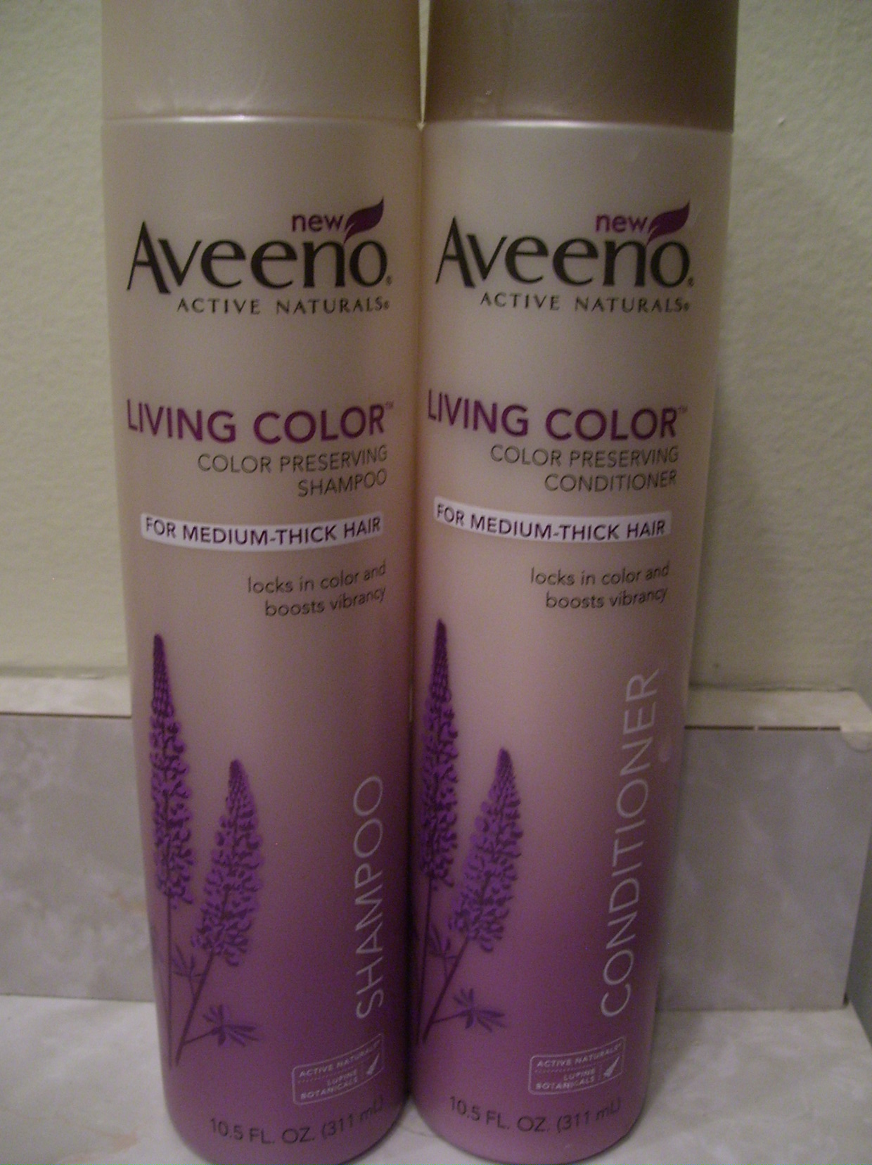 Aveeno Active Naturals Living Color – Color Preserving Shampoo & Conditioner