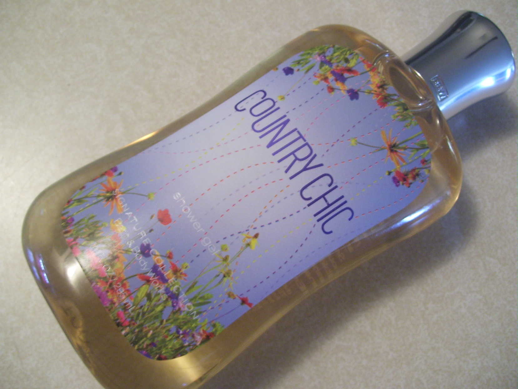 It’s a Bath &Body Works Duel:  Country Chic vs Into the Wild Shower Gels