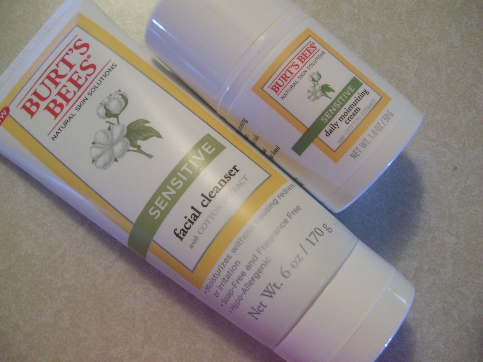 Review: Burt’s Bees Sensitive Facial Cleanser & Daily Moisturizing Cream